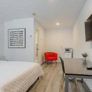 https://motel-champlain.hotels-in-montreal.org